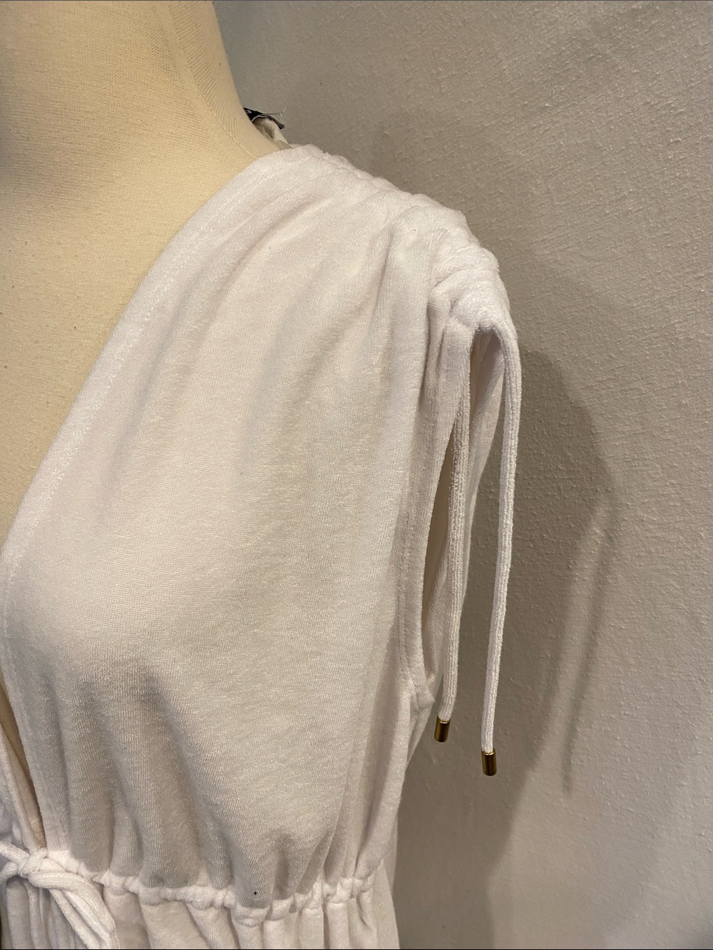 Jantzen White V-Neck Drawstring Swim Coverup - Picture 2 of 6